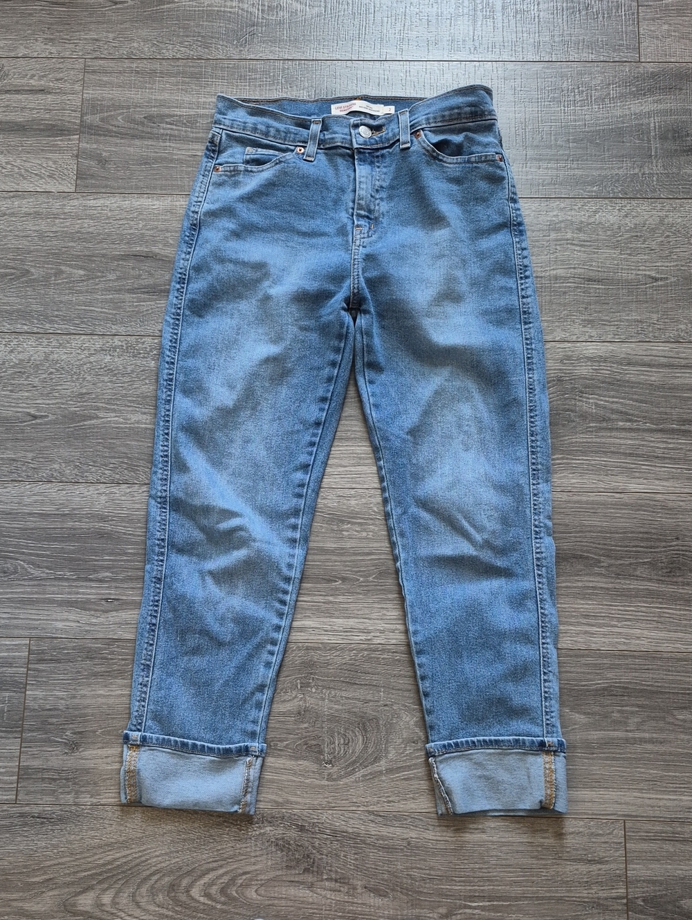 Levi Strauss Signature Womens Mid Rise Medium Blue Cuffed Boyfriend Jeans